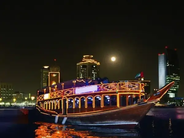 Dhow Cruise Dubai Creek