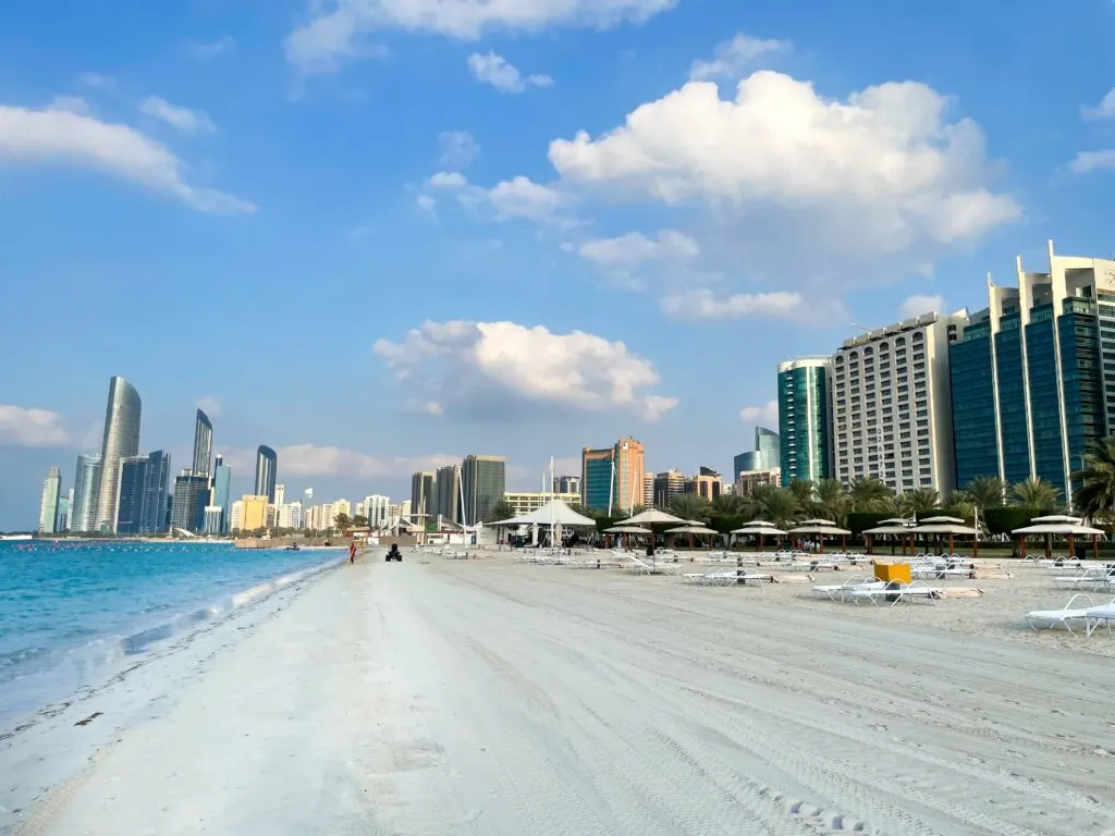 Top 10 Must-Visit Public Beaches in Abu Dhabi: